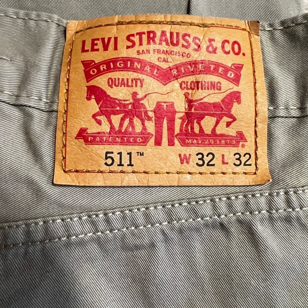 LEVI’S Men’s Khaki Jeans - Excellent Condition - Picture 7 of 7